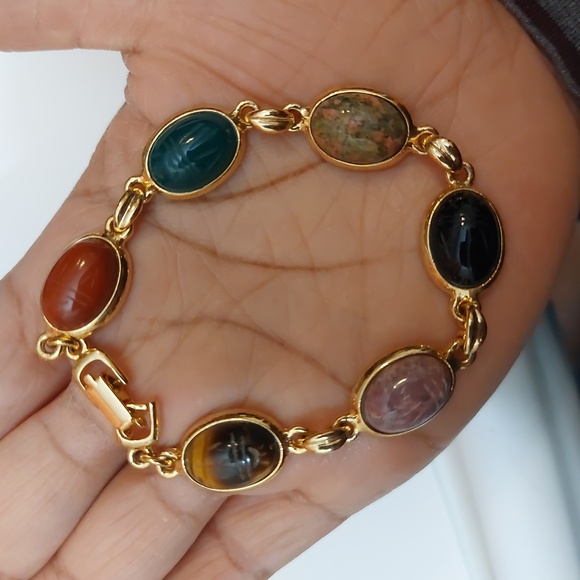 Vintage Jewelry - Multi Stones Scarab Bracelet Gold Tone Links Semiprecious Gems